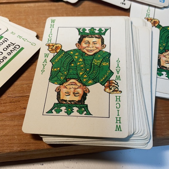 1979 Instructions to a 1980 "MAD" card game! All pieces and Madness Included! - Picture 11 of 16